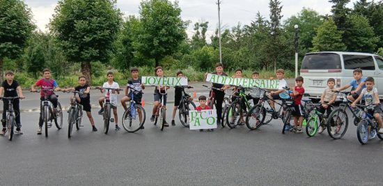 Course cycliste à Azatamut
